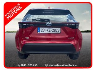 Toyota Yaris Cross CR LUNA 4DR AUTO - Image 4