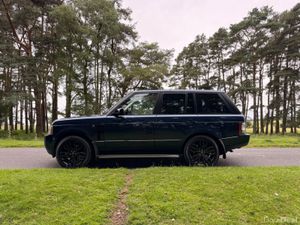 Land Rover Range Rover 2010 3.6 Vogue - Image 4