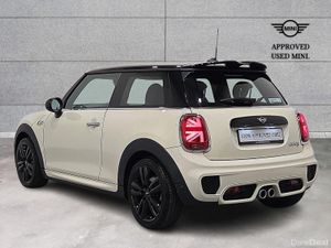 Mini Cooper 3-Door Cooper S Sport - Image 3