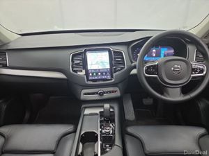 Volvo XC90 T8 Ultimate Recharge *Sun Roof* - Image 4