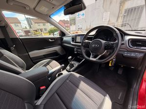 Kia Stonic Exceptionally low Milage - Image 2