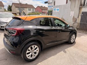 Renault Captur 2020 New shape with low milage - Image 3