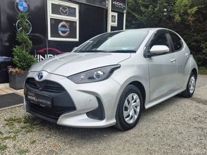 Toyota Yaris 1.5 Hybrid Automatic - Image 4