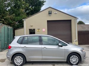 Volkswagen Golf 2015, low milage - Image 2