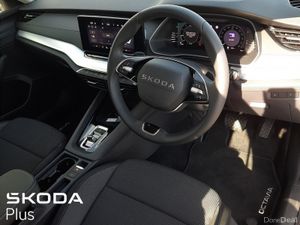 Skoda Octavia **AUTOMATIC**SELECTION 1.5TSI 115BHP - Image 4