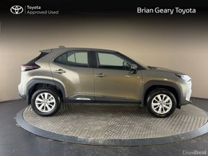 Toyota Yaris Cross HYBRID LUNA - Image 3