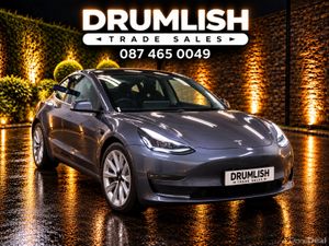2023 Tesla Model 3 AWD LONG RANGE DUAL MOTOR - Image 3
