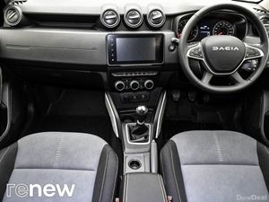 Dacia Duster 1.5 Blue dCi 115 Extreme SE - Image 2