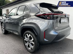 TOYOTA YARIS CROSS 1.5 HYBRID CVT LUNA AUTO 116BHP - Image 4