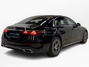 Mercedes-Benz E-Class E 220 d AMG Line Edition - Image 4