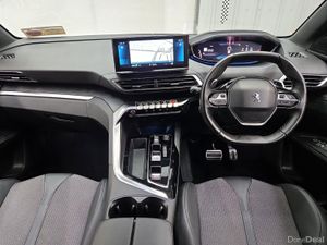 Peugeot 5008 1.5 BlueHDi 130bhp Allure Auto - Image 4