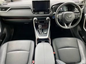 Toyota RAV4 HV G - Image 4