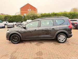 Dacia Jogger Expression TCE 110 NBI 5DR - Image 4