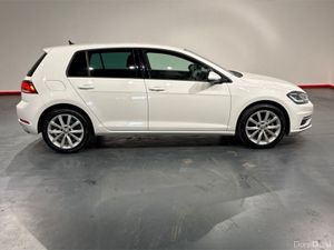 Volkswagen Golf 1.2 AUTOMATIC TSI COMFORT LINE TEC - Image 2