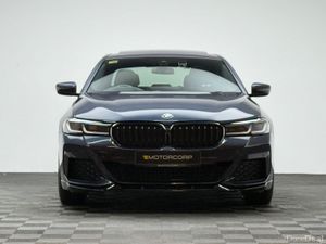 BMW 5-Series 530E M SPORT PRO XDRIVE *SUNROOF* - Image 2