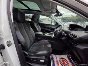 Peugeot 5008 ( 202 REG ) 2.0  GT LINE 7 SEATER - Q - Image 2