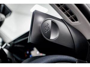 Citroen C5 Aircross MAX Hybrid Auto 145HP - Image 3