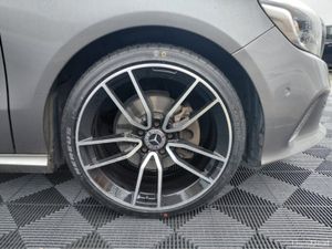 Mercedes-Benz A-Class Merc A180, 1.6 petrol, fully - Image 2