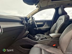 Volvo XC40 T5 Inscription Pro Plug In Hybrid - Image 4