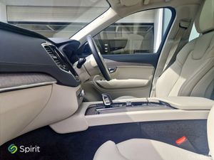Volvo XC90 T8 Plus Plug In Hybrid - Image 4