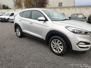 2016 Hyundai Tucson 1.7 crdi comfort - Image 4