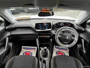 Peugeot 2008 2022 - Image 4