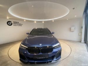 BMW 5-Series 530e xDrive M Sport 5dr Auto - Image 2