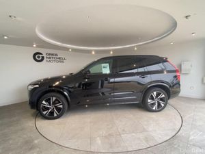 Volvo XC90 2.0 B5D [235] Plus Dark 5dr AWD Geartro - Image 4