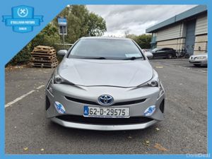 Toyota Prius / 2016 / 1.8 PETROL HYBRID / AUTO - Image 2