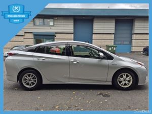 Toyota Prius / 2016 / 1.8 PETROL HYBRID / AUTO - Image 4