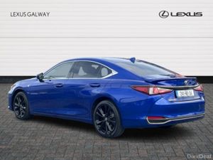 Lexus ES F SPORT Lexus Link - Image 2
