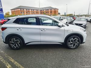 BYD ATTO 3 60KWH DESIGN - Image 4