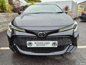 Toyota Corolla 1.8 HYBRID / SPORT 50 Million Editi - Image 4