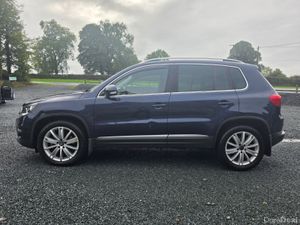 Volkswagen Tiguan 4 wheel drive - Image 3