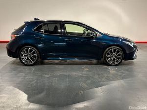 Toyota Corolla Z MODEL (TOP SPEC) - 1.8 HYBRID AUT - Image 2