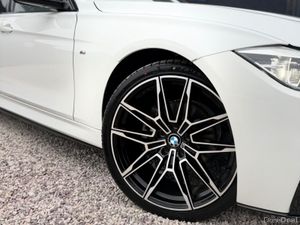 BMW 320i 2.0 M Sport Automatic 2016 - Image 3