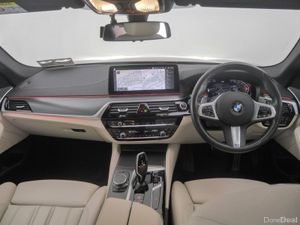 BMW 5-Series 520d M Sport Touring - Image 4