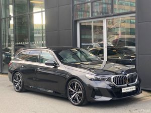 BMW 5-Series Touring 530e M-Sport Auto (PHEV) - Image 3