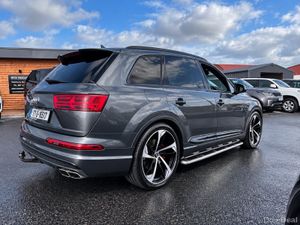 171 Audi SQ7 7 SEATER DAYTONA GREY BIG SPEC - Image 4