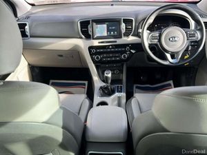Kia Sportage 1.7 Platinum 5DR - Image 4