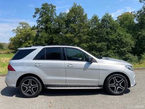 Mercedes-Benz GLE 2018, 4matic , night edition - Image 3