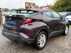 2023 Toyota C-HR 1.8 HYBRID ICON AUTO - Image 3