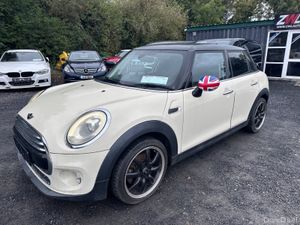 17 Mini Cooper D 1.5 - Image 3