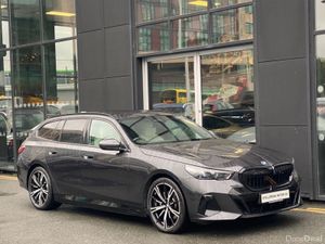 BMW 5-Series Touring 530e M-Sport Auto (PHEV) - Image 3