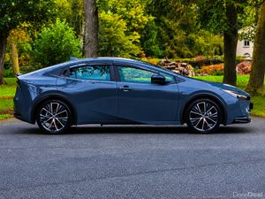 Toyota Prius 2023 - Image 4