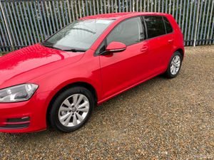 Diesel Volkswagen Golf 2017 5 door - Image 2