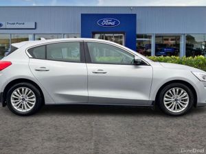 Ford Focus 1.0 EcoBoost 125 Titanium 5dr - Image 3