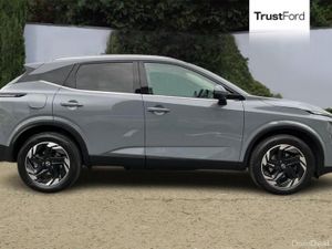 Nissan Qashqai 1.3 DiG-T MH 158 N-Connecta 5dr Xtr - Image 3