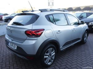 Dacia Sandero Stepway 2022 PETROL LPG - Image 4