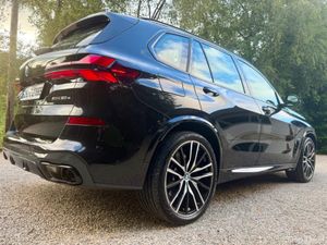 BMW X5 50E M SPORT PRO *SkyloungeTechnology Pack25 - Image 4